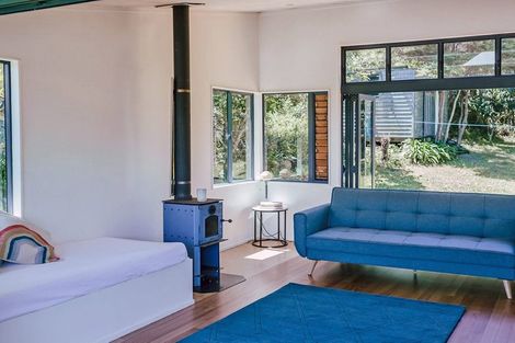 Photo of property in 17 Makora Avenue, Oneroa, Waiheke Island, 1081