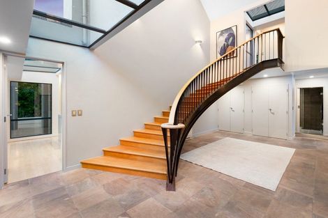 Photo of property in 105 Gladstone Road South, Dalmore, Dunedin, 9010