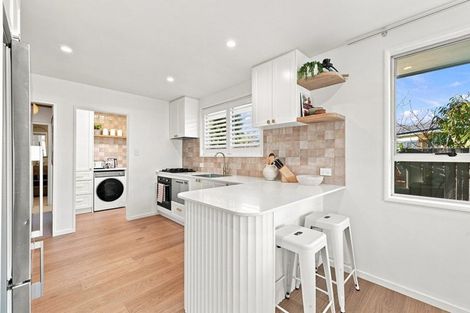 Photo of property in 1/25 Wilsons Road, Saint Martins, Christchurch, 8022