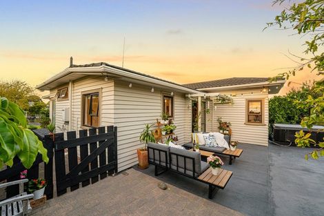 Photo of property in 11 Himikera Avenue, Avondale, Auckland, 1026