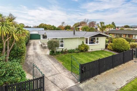 Photo of property in 16 Greenfield Place, Mairehau, Christchurch, 8052