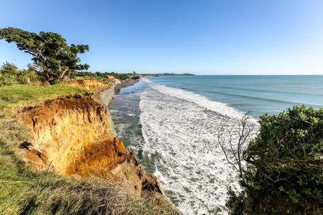 Photo of property in 1119 Main Road North, Onaero, Urenui, 4383