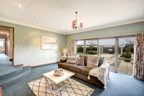 Photo of property in 15 Thornly Park Avenue, Mosgiel, 9024