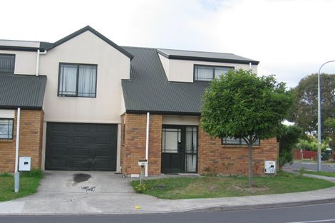 Photo of property in 38 Laura Street, Kelston, Auckland, 0602