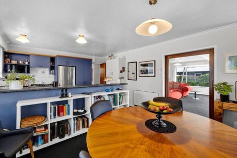 Photo of property in 15 Davidson Street, Hawera, 4610