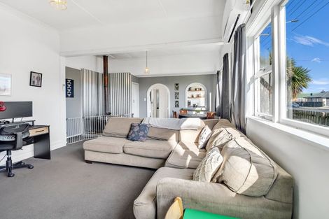 Photo of property in 14 Argyle Street, Balclutha, 9230