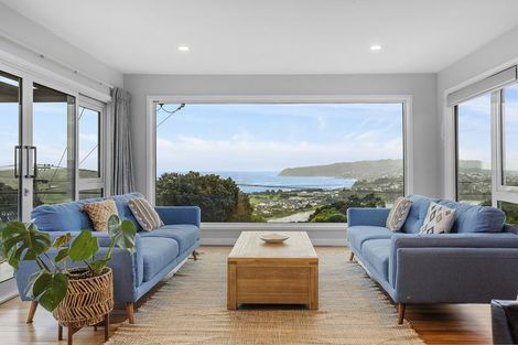 Photo of property in 92 Kahu Road, Paremata, Porirua, 5024