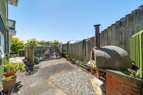 Photo of property in 28 Taupo Crescent, Plimmerton, Porirua, 5026