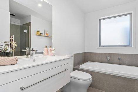 Photo of property in 56 Whakaturou Crescent, Pyes Pa, Tauranga, 3112