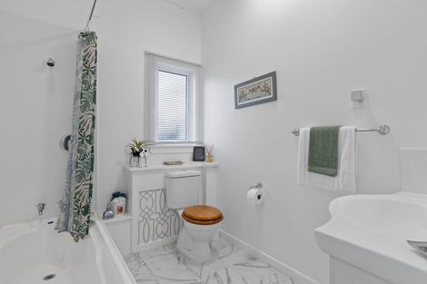 Photo of property in 10 Stanley Avenue, Te Aroha, 3320