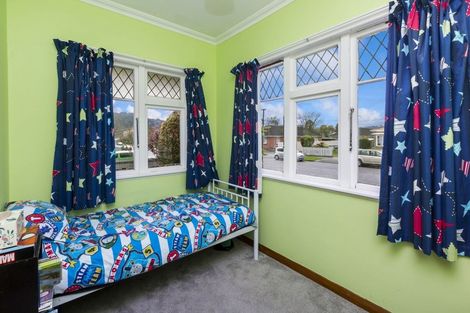 Photo of property in 13 Exchange Street, Ebdentown, Upper Hutt, 5018