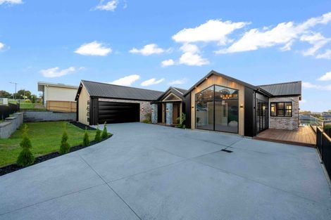 Photo of property in 9 Fisk Road, Pukekohe, 2120