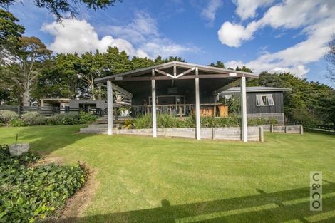 Photo of property in 202 Rapson Road, Kaukapakapa, 0871