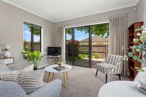 Photo of property in 2b Bevin Place, Bryndwr, Christchurch, 8053