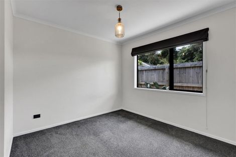 Photo of property in 15 Frederick Place, Whalers Gate, New Plymouth, 4310