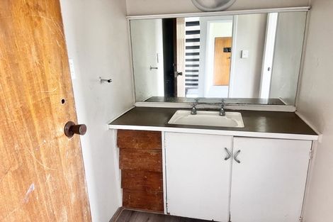 Photo of property in 9 Marriott Road, Pakuranga, Auckland, 2010