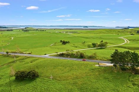 Photo of property in 3884 Kaipara Coast Highway, Mangakura, 0984