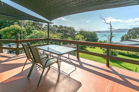 Photo of property in 19 Puriri Road, Te Kouma, Coromandel, 3581