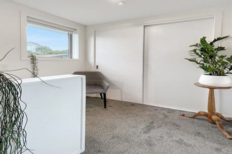 Photo of property in 8/22 Denver Avenue, Sunnyvale, Auckland, 0612