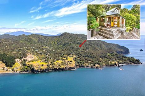 Photo of property in 121 Waihirere Drive, Tuateawa, Coromandel, 3583