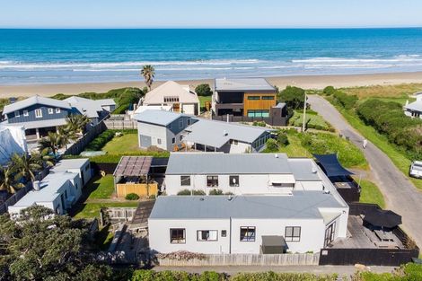 Photo of property in 12 Moori Road, Waimarama, 4294
