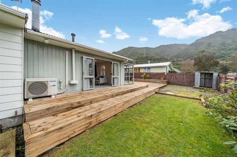 Photo of property in 196 California Drive, Totara Park, Upper Hutt, 5018