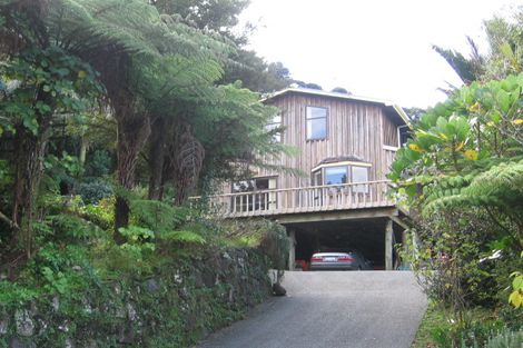 Photo of property in 32 Warner Park Avenue, Laingholm, Auckland, 0604