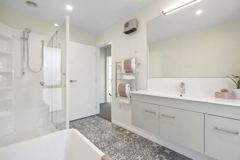 Photo of property in 8 Magnolia Lane, Mosgiel, 9024