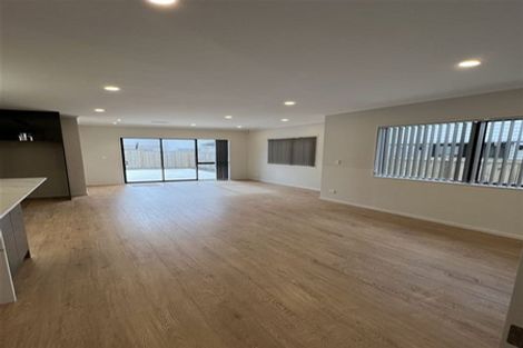 Photo of property in 5 Matatahi Road, Flat Bush, Auckland, 2019