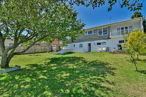 Photo of property in 111 Ridge Road, Howick, Auckland, 2014