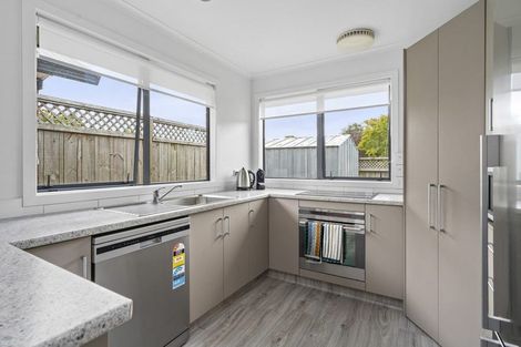 Photo of property in 5 Bronte Place, Leamington, Cambridge, 3432