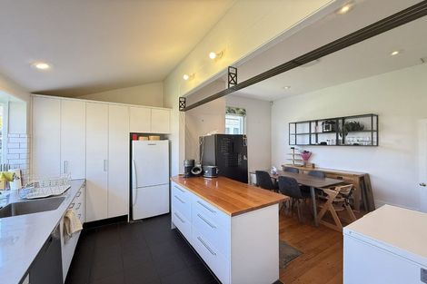 Photo of property in 14 Weston Road, St Albans, Christchurch, 8052