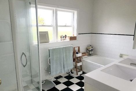 Photo of property in 105 West Tamaki Road, Glen Innes, Auckland, 1072