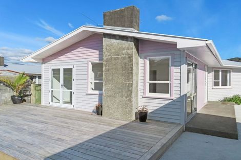 Photo of property in 16 Kairanga Crescent, Wainuiomata, Lower Hutt, 5014