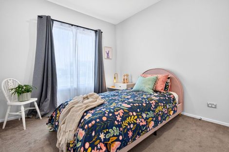 Photo of property in 4 Gemscott Crescent, Huapai, Kumeu, 0810