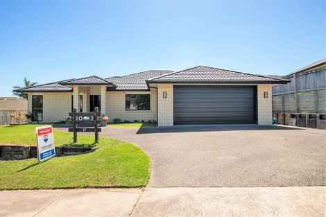 Photo of property in 17 Danny Place, Pyes Pa, Tauranga, 3112