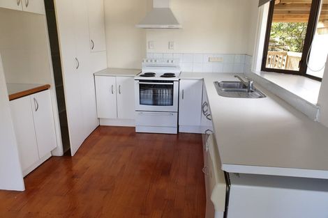 Photo of property in 9b Ribblesdale Road, Henderson, Auckland, 0612