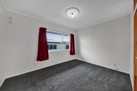 Photo of property in 8a Milmoe Street, Hawera, 4610