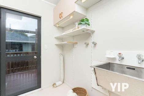Photo of property in 10 Longmont Terrace, Churton Park, Wellington, 6037