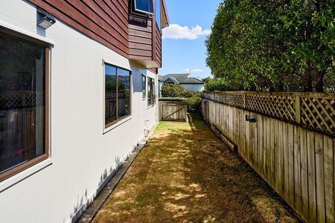 Photo of property in 12 Dornoch Place, Papakowhai, Porirua, 5024