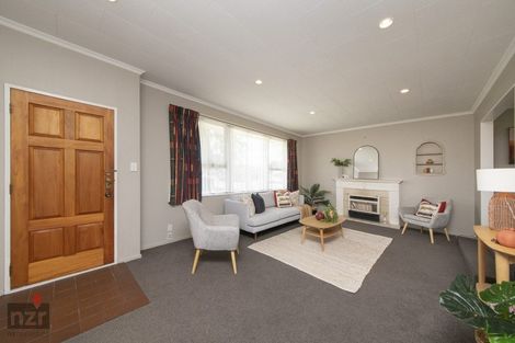 Photo of property in 37 Humphries Place, Awapuni, Palmerston North, 4412