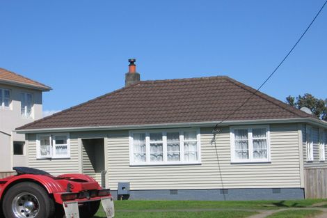 Photo of property in 7 Hulke Street, Foxton, 4814