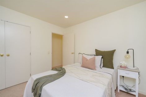 Photo of property in 127 Summerhill Drive, Fitzherbert, Palmerston North, 4410