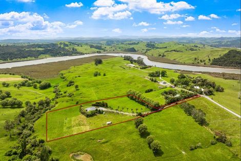 Photo of property in 107 Harataua Road, Port Albert, Wellsford, 0973