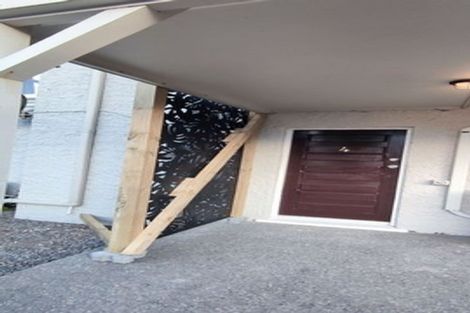 Photo of property in 4 Mills Road, Brooklyn, Wellington, 6021