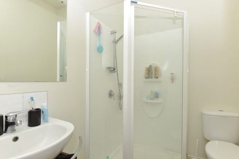 Photo of property in 2/30 Lloyd Avenue, Mount Albert, Auckland, 1025