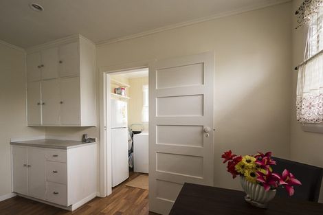 Photo of property in 5 Christian Street, Bryndwr, Christchurch, 8053