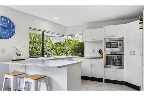 Photo of property in 2/77 Harvey Street, Waipahihi, Taupo, 3330