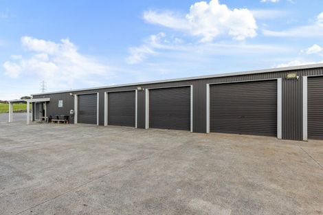 Photo of property in 135 Nixon Road, Taupaki, Henderson, 0782