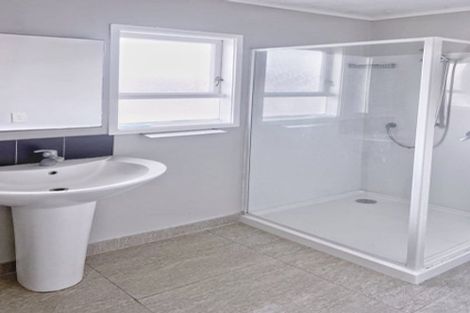 Photo of property in 4 Clutha Crescent, Clover Park, Auckland, 2023